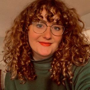 Meet your Posher, Lauren